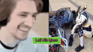 Loli belajar naik motor nih boss