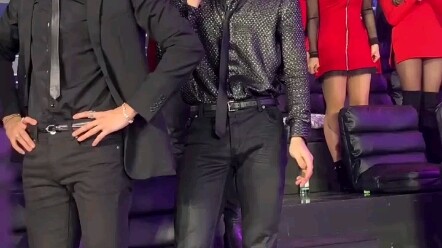 [Tian Jungkook] The sea is all paddy fields and the country is all legs! ! This handsome guy has a b