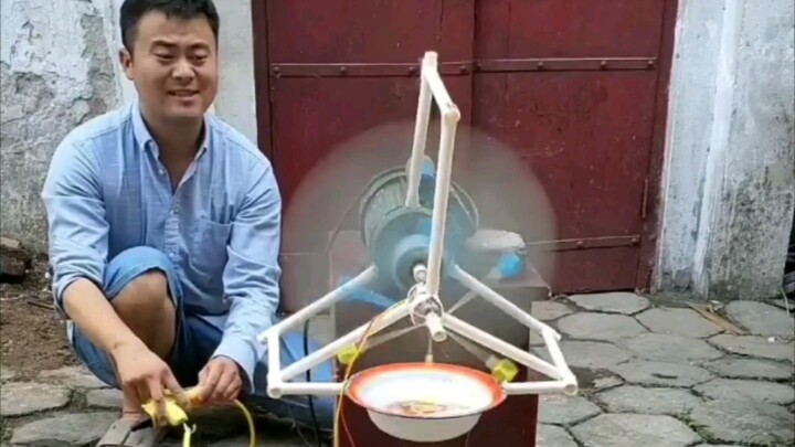 เครื่องเป่าฟองสบู่อัตโนมัติ! สิ่งประดิษฐ์ที่เจ๋งที่สุด!