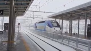 The countries with the world's fastest permitted speed to pass through a station for trains!!
