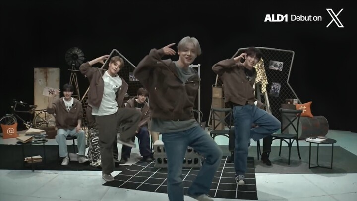 Lee Sang-won × He Xinlong × Kim Geon-woo ✨ Live Today: Performing the Choreography for Their Debut T