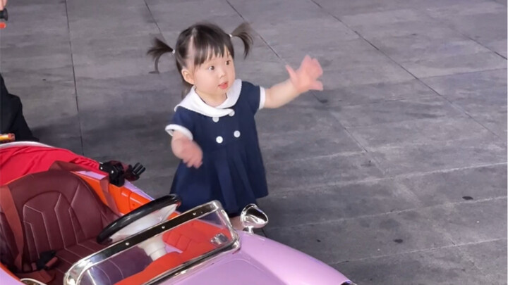 Đúng chuẩn con gái cưng của bố mà!