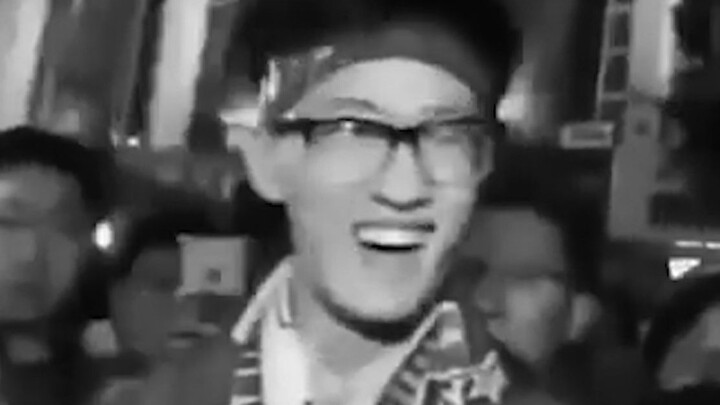 战 地 记 者