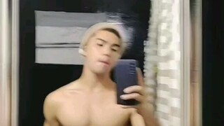 dance in the mirror
