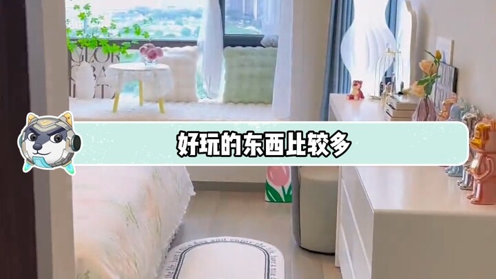 Tại sao các em trai, em gái lại thích ở trong phòng của chị gái vậy?