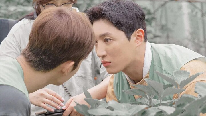 หนุ่มหล่อเริ่มหวั่นไหวแล้ว | รถแทรกเตอร์ที่บรรจุความรักเต็มคัน