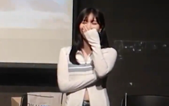 [TWICE] Misamō’s reaction when they hear “Sakura Line”