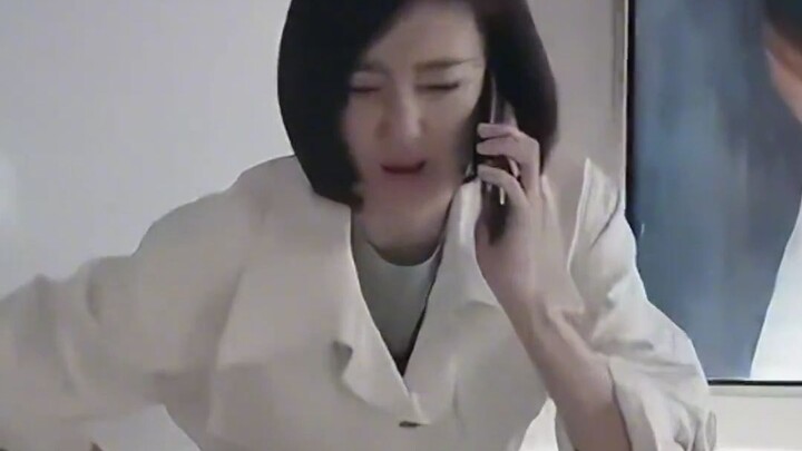 Các cô gái, nào cho tớ xem đi!