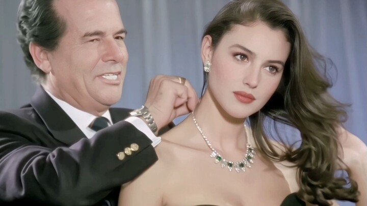 Karya puncak kecantikan Monica Bellucci, "Affaire d'Amour"