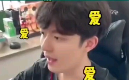 ألا يشبه ذلك كيف يتعامل صديقك معك باستخفاف أثناء لعبه؟