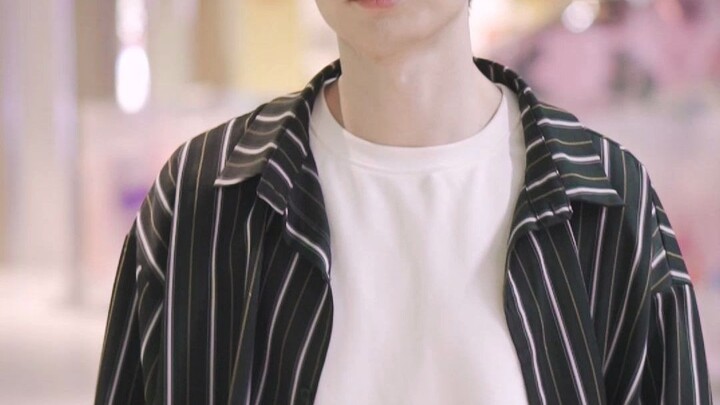 Orang yang kucari selama tujuh tahun, tak menyangka akan bertemu lagi dalam bentuk seperti ini.