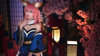 "Cosplay Treasure Beauty" Teppanyaki Ghost Dance w Vợ cũ của Tamamo chúc bạn năm mới ~