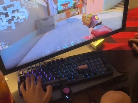 Nonton sampai habis tapi nggak ketawa, berarti depresi berat