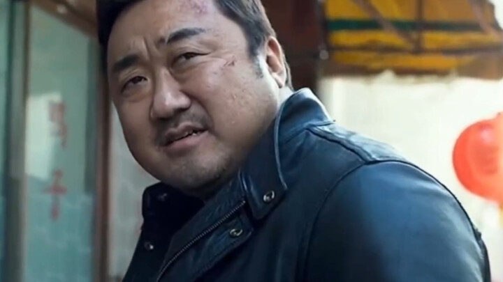 一 掌 超 人