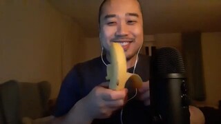 Banana ASMR ~ Satisfying Mouth Sounds & Peeling 🍌