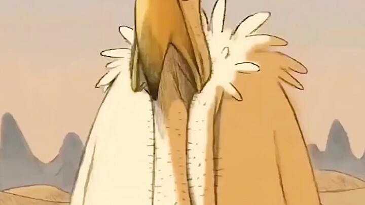 Kền kền chui vào trang trại thì bị chủ trang trại nhầm thành gà mái.