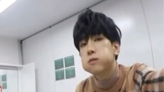 实在是太搞笑了！你怎么可以