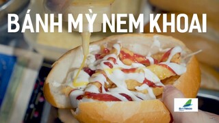 BÁNH MỲ NEM KHOAI - LẠ TAI, NGON MIỆNG | Ẩm Thực Đường Phố