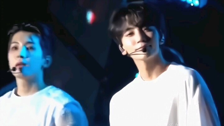 【Yoon Jeonghan】Khi Yoon Jeonghan nhận ra người hâm mộ đã theo dõi anh suốt bảy năm.