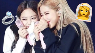 Jennie: Will you marry me? Rosé: Ok!