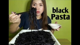 MUKBANG/SQUID INK PASTA