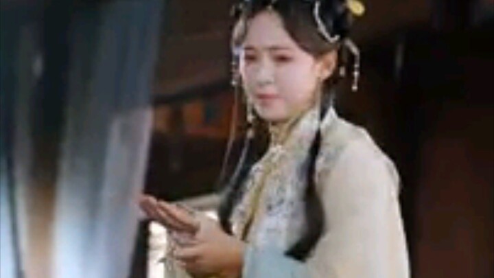 105. She Falls Into The Cruel Prince's Arms Thought Pushed Away But Secretly Loved Her 10 Years.!