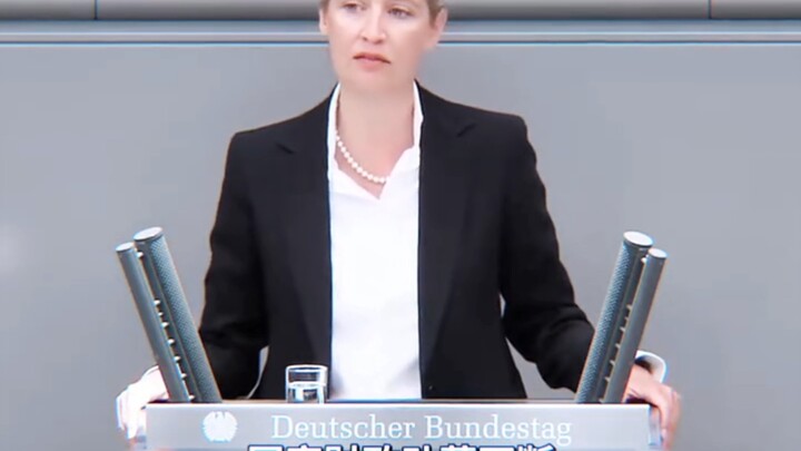 “ฉันเคยคิดไปว่าผู้ชายคนนั้นกลับมาแล้ว พวกคุณล่ะคิดยังไง!”