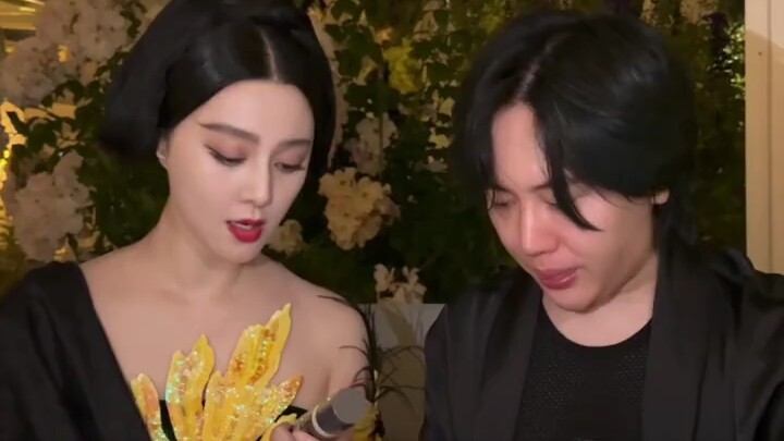 Bagian kedua video pembukaan tas Fan Bingbing sudah tiba~