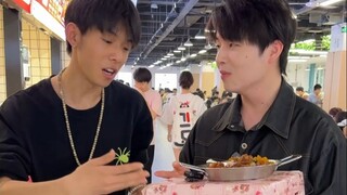 你会选转账还是神秘礼物？