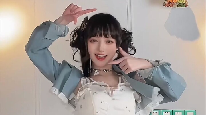 Queencard đến muộn