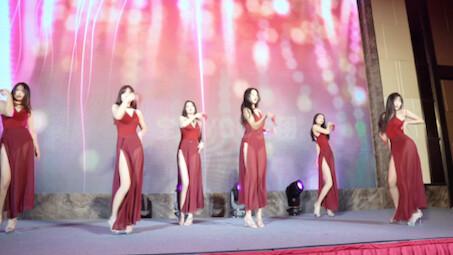 เวอร์ชันสดบางอย่าง