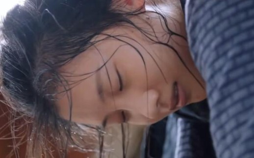 公公为了延续香火竟不管儿媳的安危