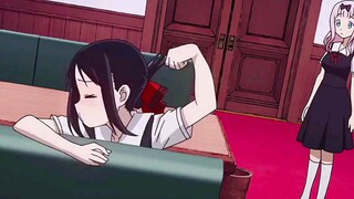 Kaguya: “Tôi thực sự không muốn cười, nhưng tôi thực sự không nhịn được!”
