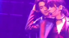 Huang Minghao and Lin Yi's "Trouble maker" HD live shot