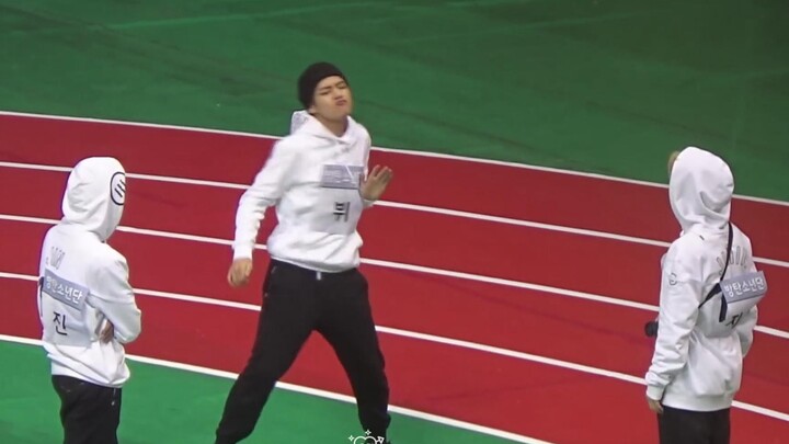 【BTS】How many songs can Jungkook, who blended in with the 95s, actually dance a cappella?