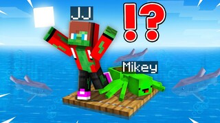 Morph JJ and Mikey survive on a desert island in Minecraft Challenge by Maizen