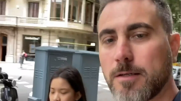 โจโฉมาแล้ว ร็อกซ์บอกว่าเธอจะปลูกดอกไม้ เอาล่ะ สุดท้ายดอกไม้คงแย่แน่...