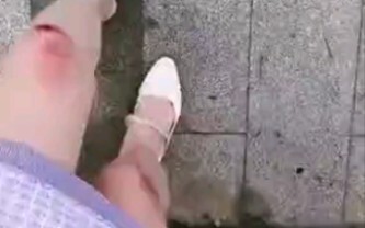 ยังไม่ได้กินข้าวเหรอ? พูดให้ดังขึ้นอีกหน่อยสิ