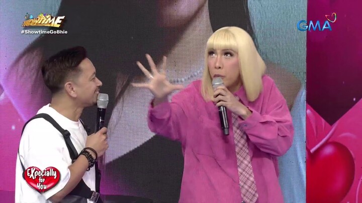 Nakita mo na ba ‘yung buhok mo, Meme? #shorts | It's Showtime