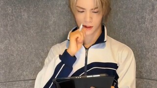 【NouerA】当高中生成为爱豆…还是会为作业苦恼 陈炳帆&林韩中单人Challenge合集