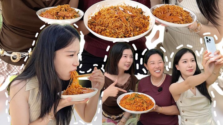 Hôm nay khám phá cách ăn mì gói ngon như thần, nhất định phải khoe lên story bạn bè thôi~