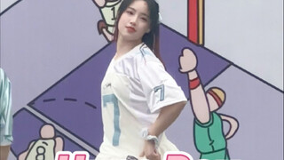 Đúng là độ tuổi thích nhảy hypeboy mà!