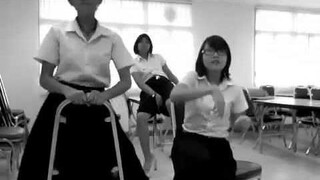 ไปเจอคลิบนี้มาโดยบังเอิญ