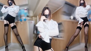 Về việc tôi nhảy múa mỗi đêm trong bếp của mình