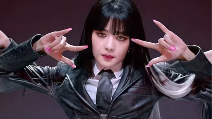 The Pros and Cons of Fifth-Generation K-Pop Girl Groups
