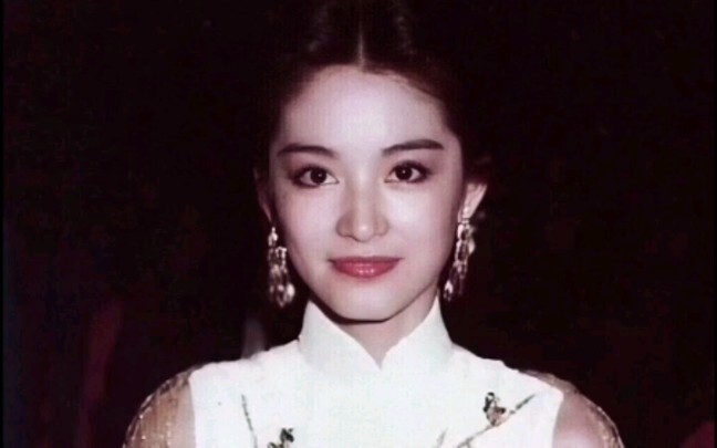 Lin Qingxia, saat dia pergi ke Korea, dia berusia 39 tahun