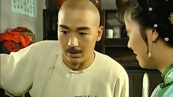 ครั้งแรกที่คังซีไปร้านอาหาร เขาถูกผู้คนปฏิบัติเหมือนเป็นสัตว์ประหลาด