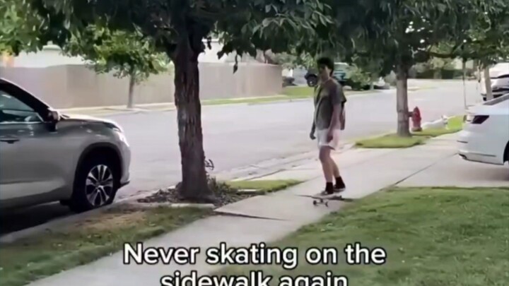 Funny scateboarding moments 😂😂😂