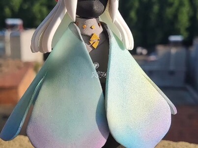 Can't capture her beauty
