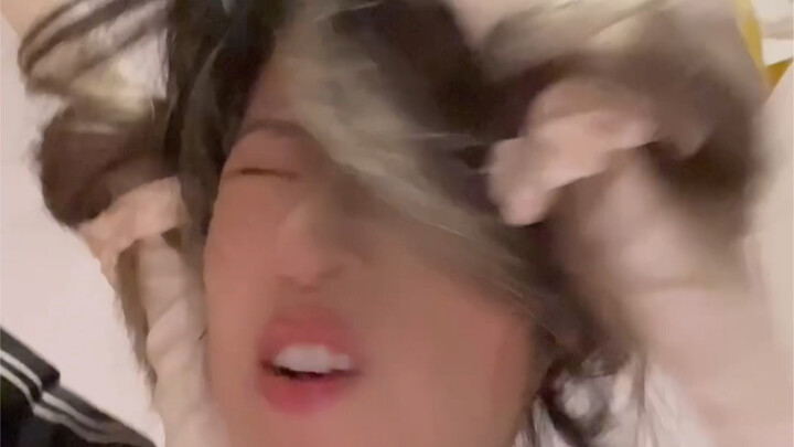 Hari yang Bikin Aku Gemas dan Kesal Gara-Gara Alat Catok Rambut Malas!